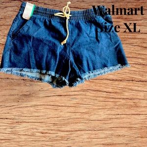 Drawstring Waistband Shorts
